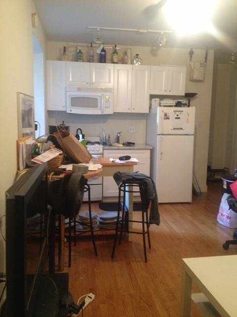 ASTOR PLACE--EXCELLENT & SPACIOUS 3 BDR IN THE STYLISH EAST VILLAGE LOCATION--E6/2nd Ave