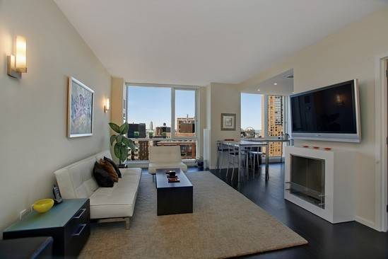 2 Bed/2 Bath in Tribeca! 
