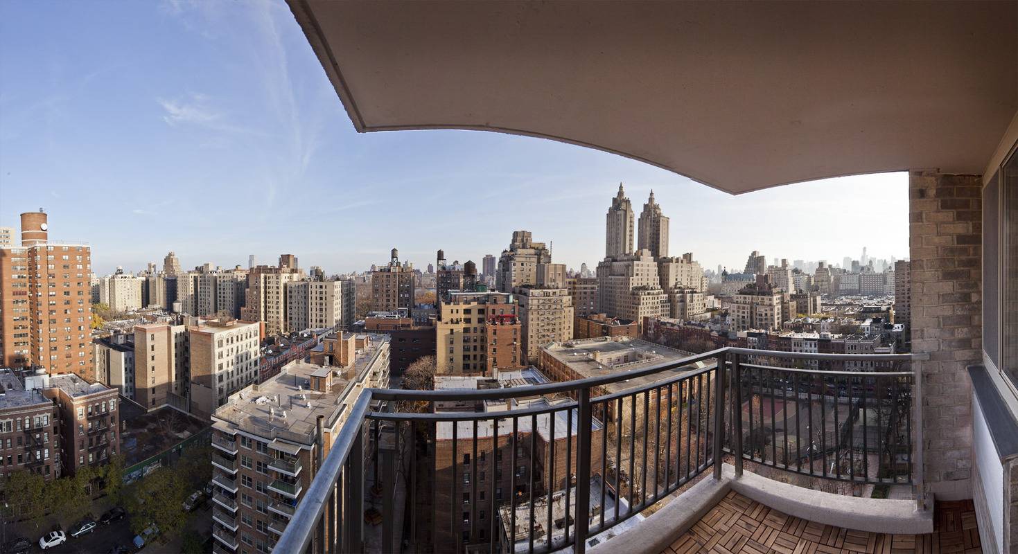 Upper West Side – Penthouse Two Bed Two Bath with Floor-to-Ceilings Windows - Corner Unit
