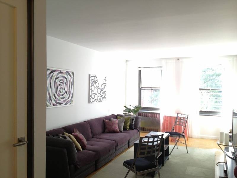 AMAZING 2BR/2BATH CONDO FOR SALE ON THE PRIME UPPER WEST LOCATION!!! 71ST ST JUST OFF BROADWAY!!!