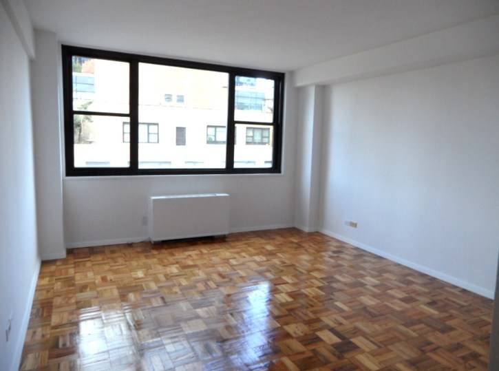Best  Location - 2 Bedroom near Columbus Circle - Central Park, Whole Foods, Fordham University and AOL Time Warner Center