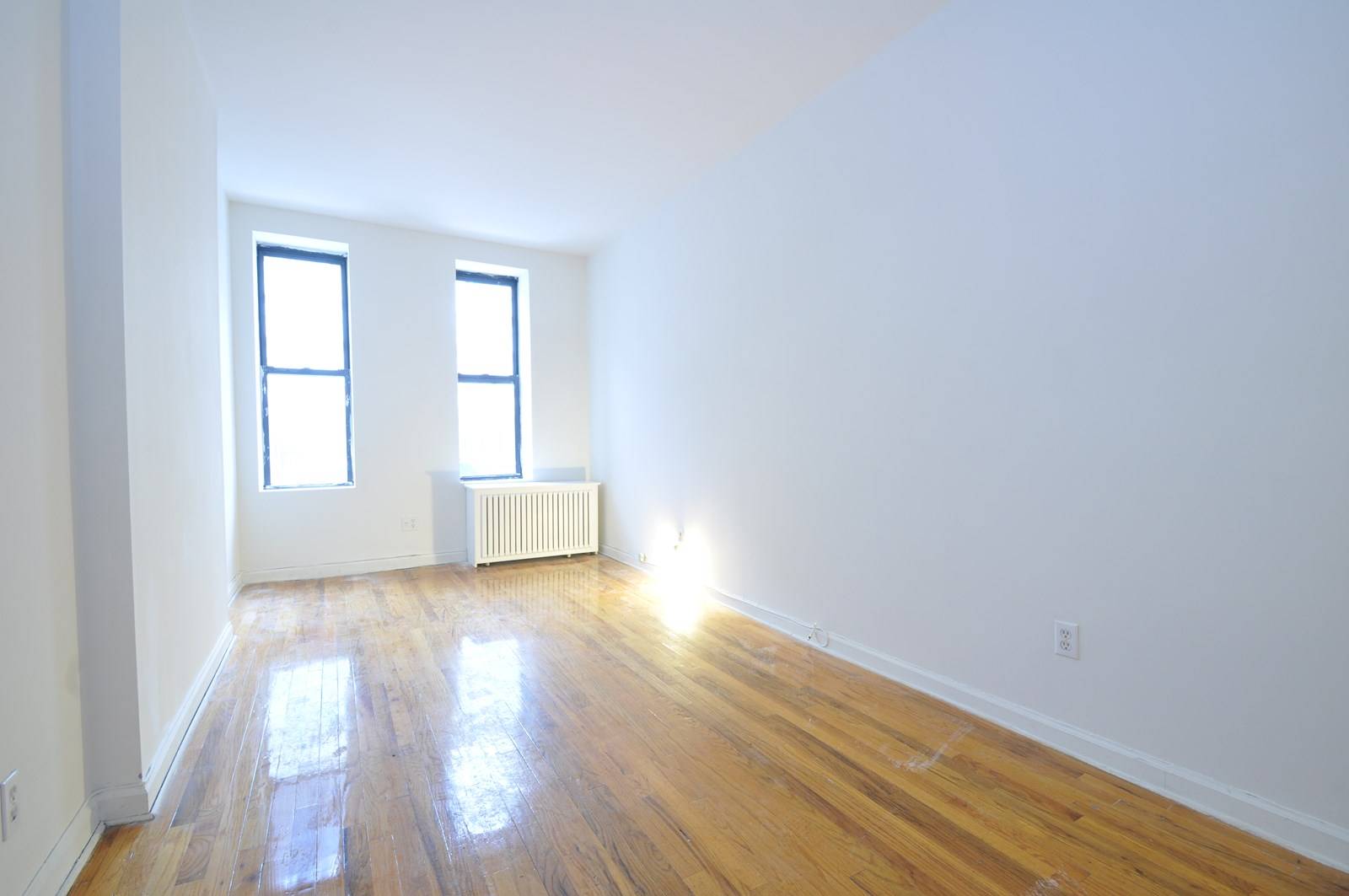 Comfortable 1Br in in Prime Hell's Kitchen, for only $2395. 