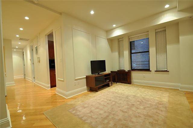Upper East Side - Sun splased Three Bedroom Two bathroom with seperate Dining Room and Home office 