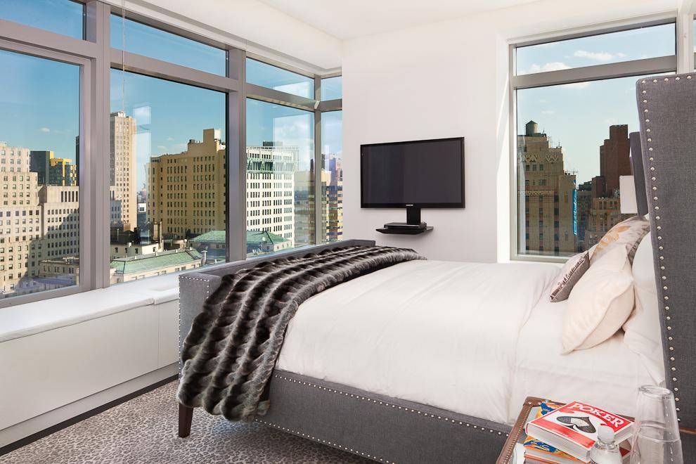 Live in the Sky. High End One Bed | Amazing Views of Hudson River | 10 yr Tax Abatement |
