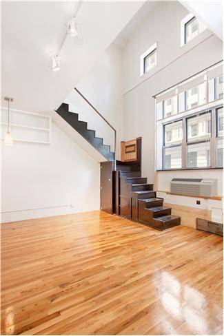 Special Duplex-loft in Prime Brooklyn Heights with 1.5 Baths