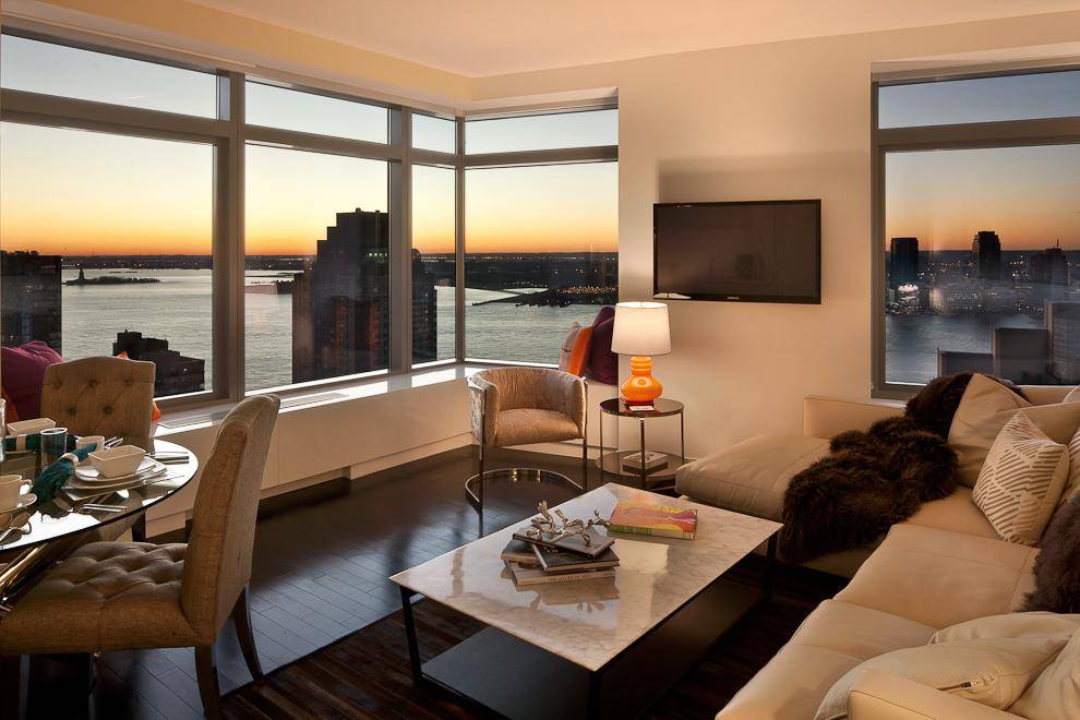 One of a Kind Condominium in the Heart of Financial District a Must See!!!