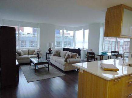NO FEE! Battery Park City ! 2 bed 2 bath with floor to ceiling corner windows. Washer/ Dryer in the apt. Close to subways ! Whole Foods ! Tribeca ! Doorman, landscaped roof , kid's room, fitness center. 