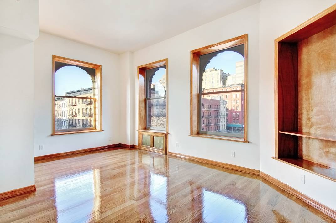 UPPER WEST SIDE ONE BEDROOM , ONE BATH, GREAT LOCATION