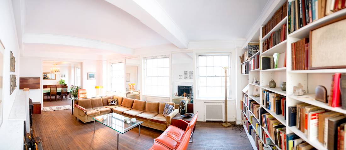 Bright Classic 6 with River Views in Upper East Side Doorman Building