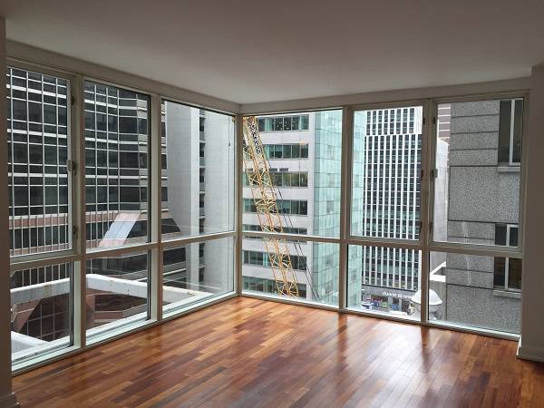 Spacious & luxurious Park Ave one bedroom