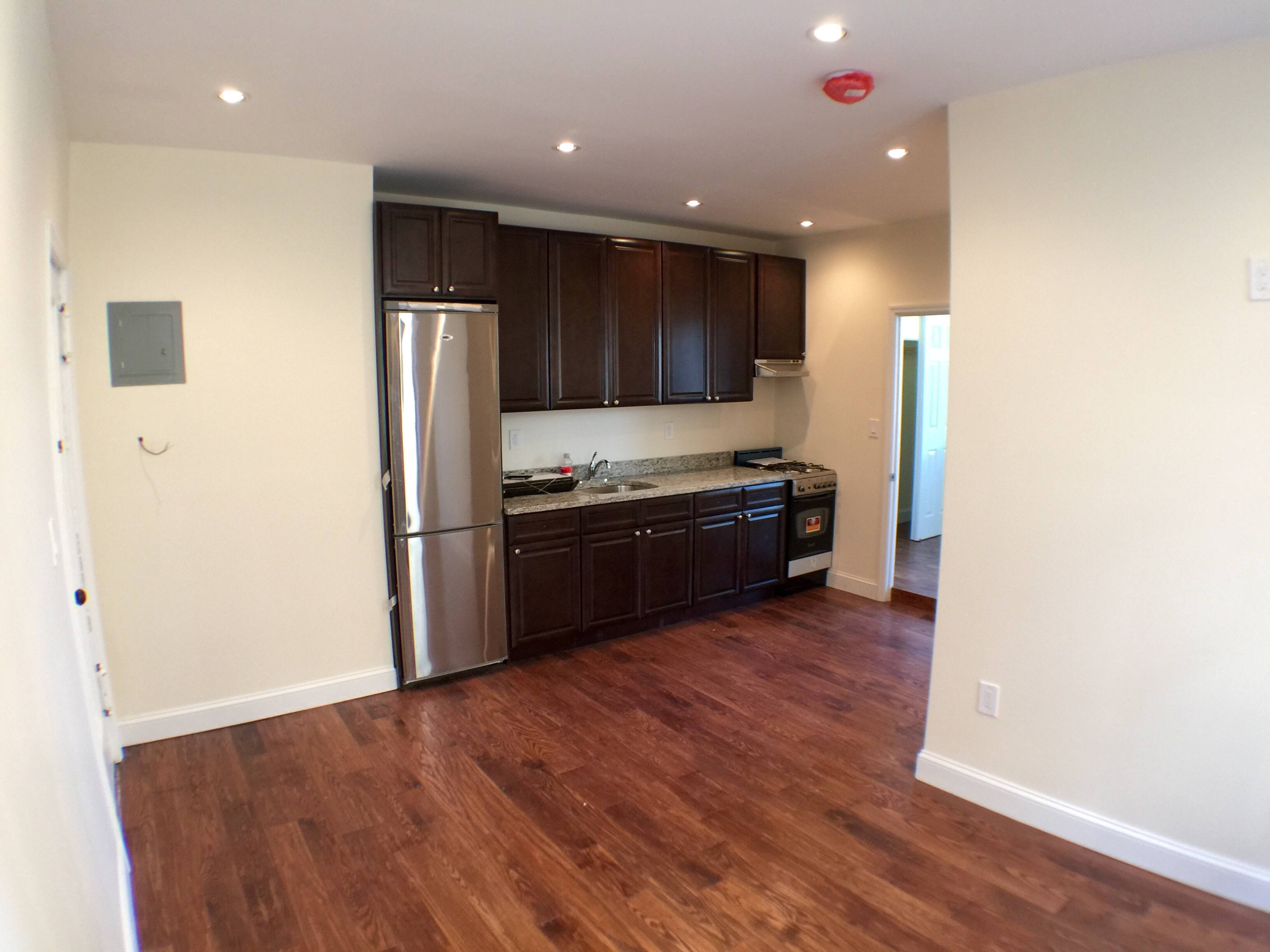 ASTORIA 1Br $1,800.00/MO - PRIME LOCATION IN THE HEART OF IT ALL - 30th Avenue Subway Stop - JUST RENOVATED