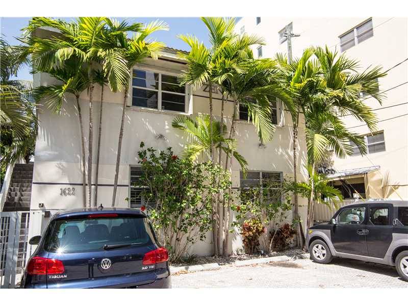 Now available - four unit condo building with 4 - Multi-Family Miami Beach Miami