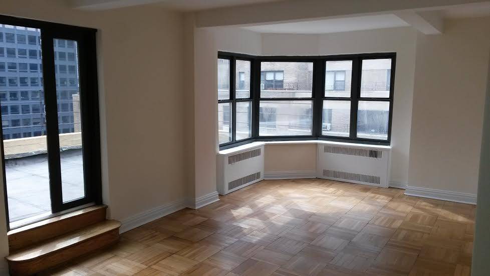 Spacious One Bedroom with Large Terrace(427sf) in Midtown East
