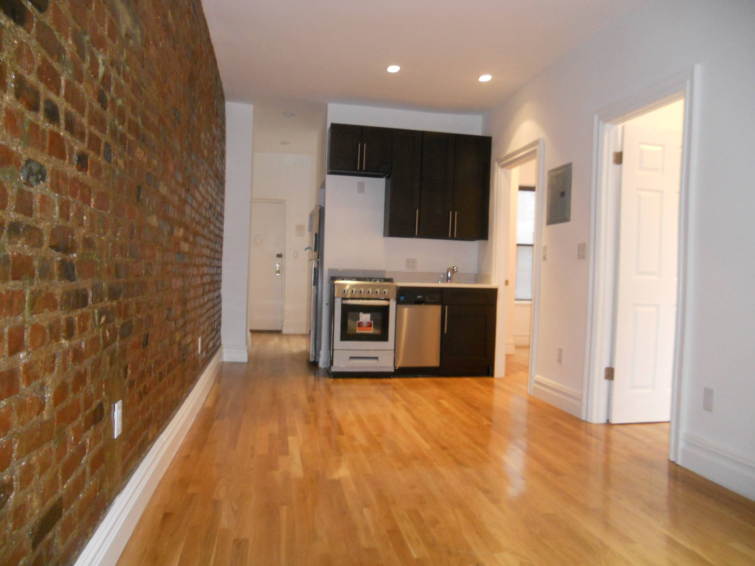 Sunny East Village 2BR/Convert 3 Perfect share