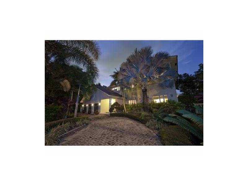This beautiful home - 6 BR House Ft. Lauderdale Miami