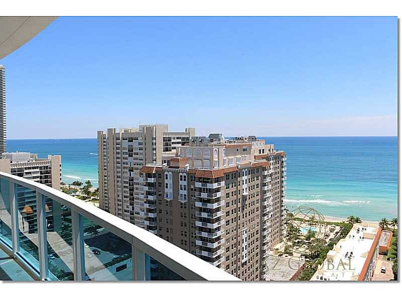 21st floor corner - Ocean Marine Yacht Club 3 BR Condo Hollywood Miami