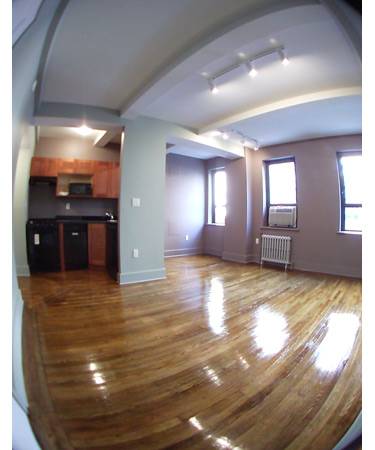 ~Alcove Studio for Rent in a 24 Hour Doorman Building~