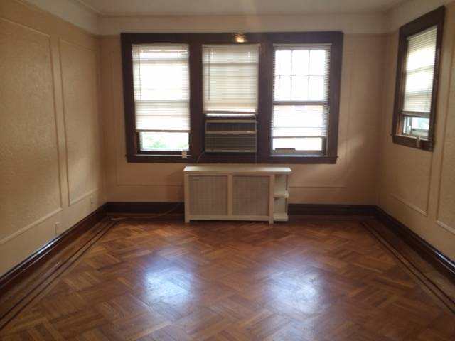 Classic, Huge 3-Bedroom Apartment For Rent in Prime Ridgewood, Queens!