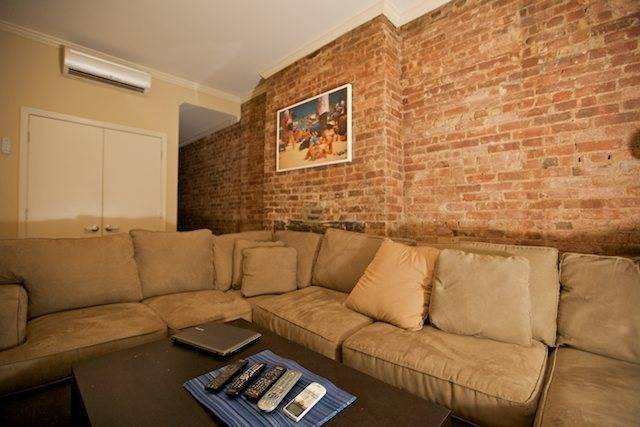 Beautiful & Spacious with Exposed Brick! Washer/Dryer in Apartment!