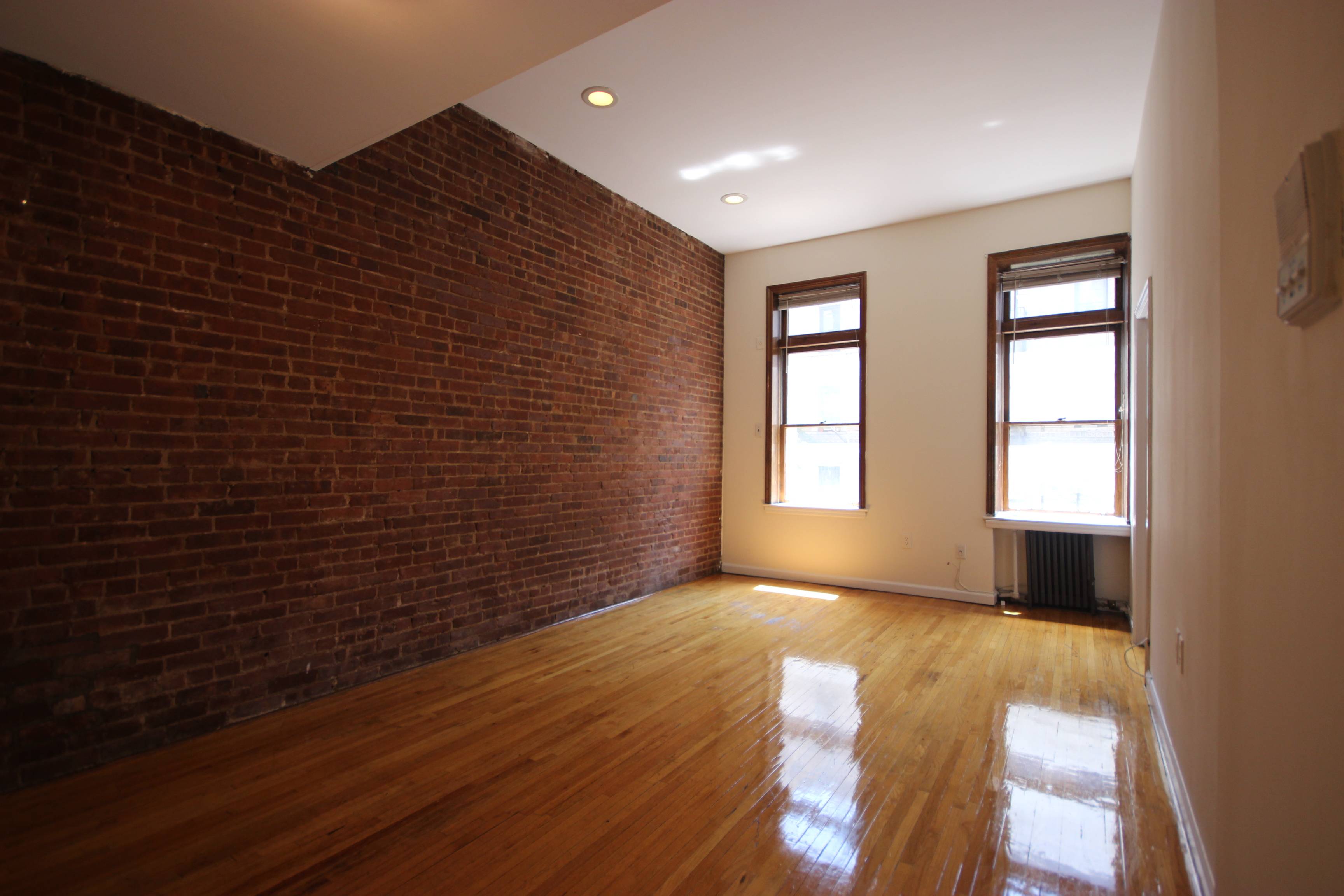 Upper West Side One Bedroom Apartment for Rent - Great Location on UWS!
