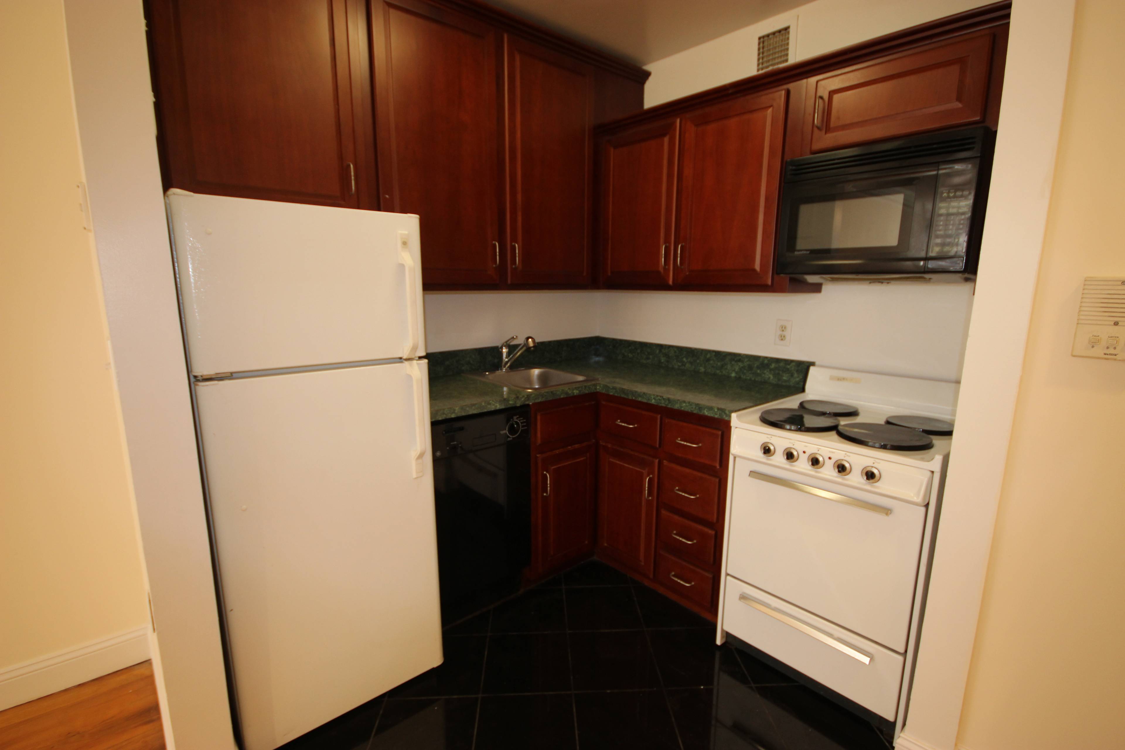 Large One Bedroom Apartment for Rent in Hells Kitchen - Wont Last Long!!