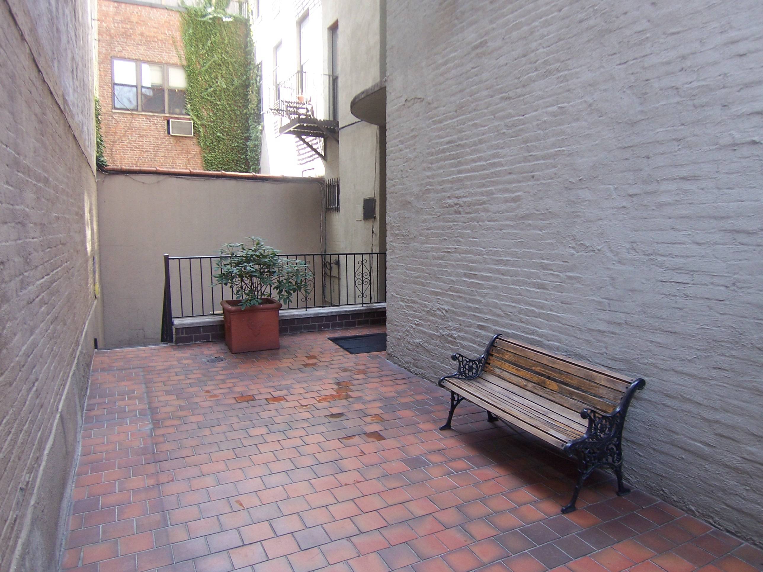 Manhattan Midtown One Bedroom Apartment for Rent in Hells Kitchen - Wont Last Long! Near Theater District!