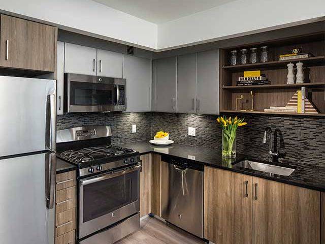 $2665 ** BRAND NEW LUXURY HIGHRISE STUDIO AVAILABLE *** 5 STAR AMENITIES** CALL 347-885-9692
