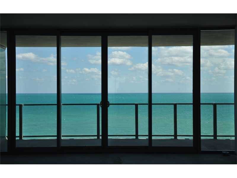 OCEANA is the most luxurious and modern Residence complex in Key Biscayne