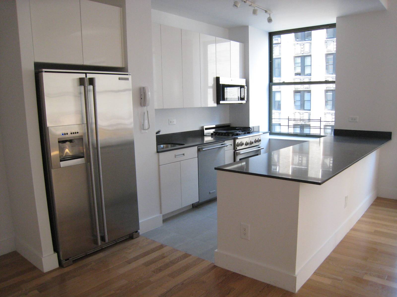 NO FEE!!  True three Bedroom in the Heart of the Financial District