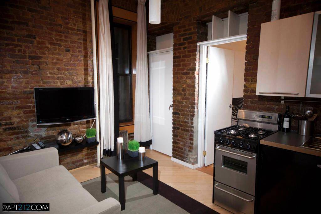Fully Furnished 2 Bedroom * Perfect Share *  Amazing Soho Lacation