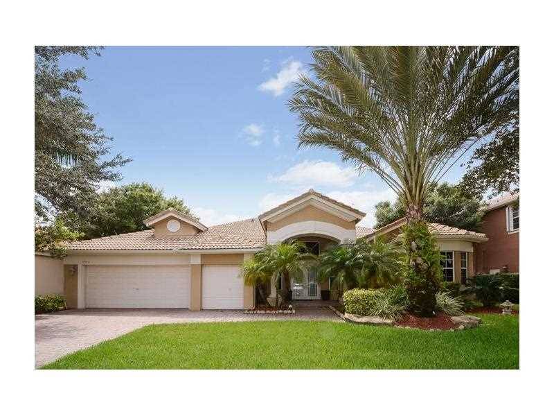**** PRICE REDUCTION*** MOST DESIRABLE LOT IN THE DAVIE'S LAKE ESTATES OF ROLLING HILLS