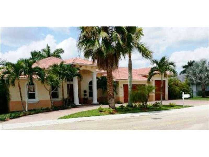 Stunning custom home in the heart of Davie - 4 BR House Ft. Lauderdale Miami
