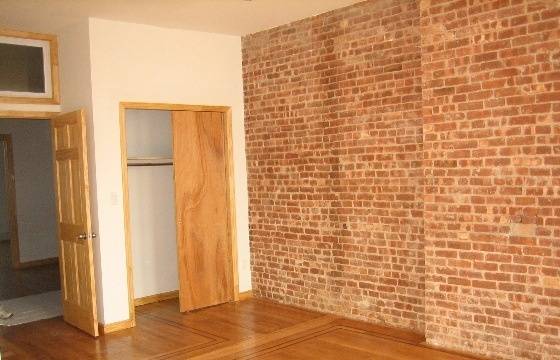 SPACIOUS ,CHARMING ,RENOVATED EXPOSED BRICK 2BR, 2BTH - CONVENIENT SUBWAY & SHOPPING