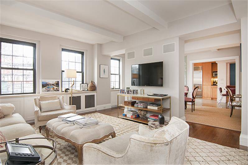 Huge! Bright! Renovated 3 Bed Rm / 3.5 Bath Rms