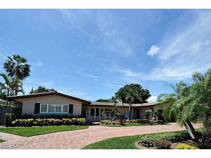 EXQUISITELY UPDATED CORAL RIDGE COUNTRY CLUB HOME - 4 BR House Ft. Lauderdale Miami