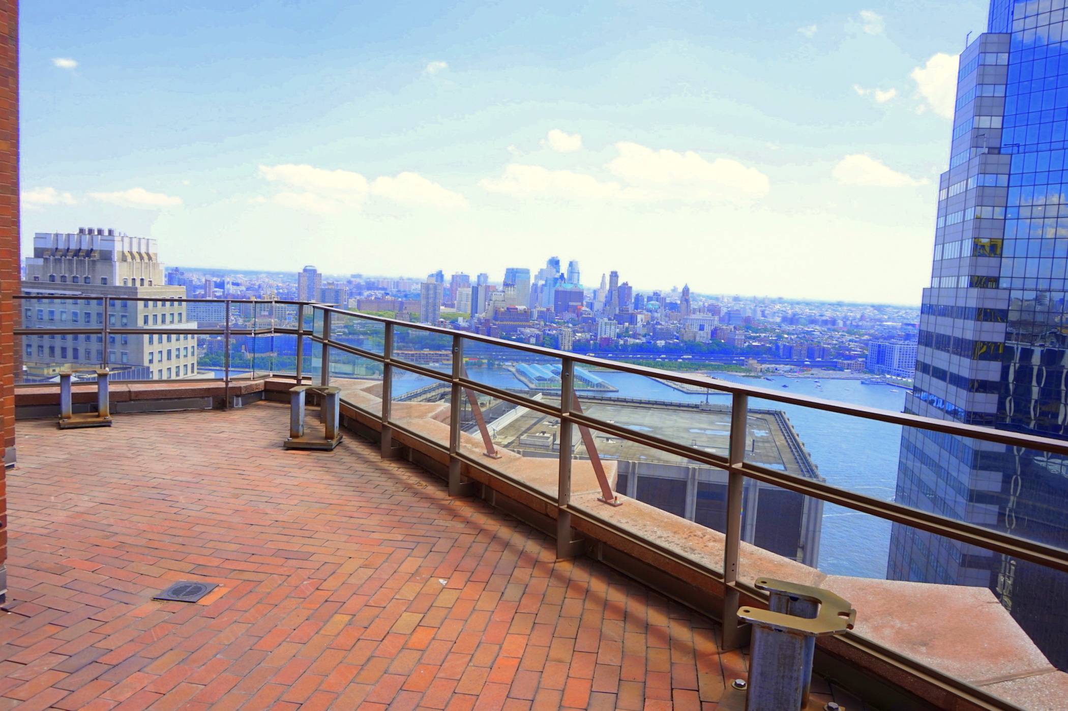 CAPTIVATING 1625SF 2BD/2.5BA WITH HOME OFFICE AND 275SF TERRACE W/ EAST RIVER VIEWS!!