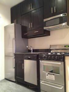 Newly Renovated Soho One Bedroom * Juliet Balcony * Exposed Brick * Washer/Dryer in Unit