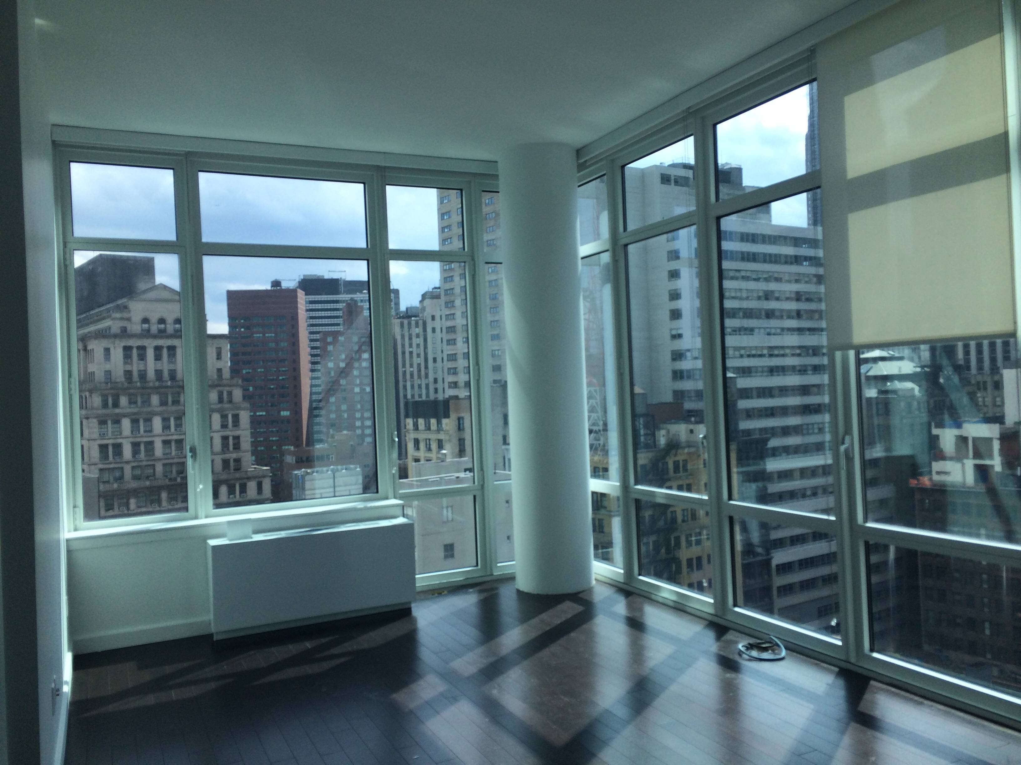 Tribeca + Financial District = FIBECA !! Sleek & Modern Luxury Highrise ** RARE 2 OR 3 Bedroom ** NO FEE ** Easy to Show !! River and Bridge Views