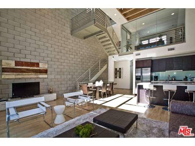 An amazing modern - 3 BR Townhouse Hollywood Hills Los Angeles