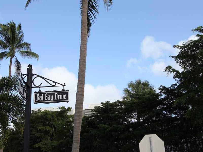 BUIDABLE LOT INSIDE GATED COMMUNITY OF BAL HARBOUR VILLAGE LOCATED ON MOST DESIRABLE ADDRESS ON BAL BAY DRIVE