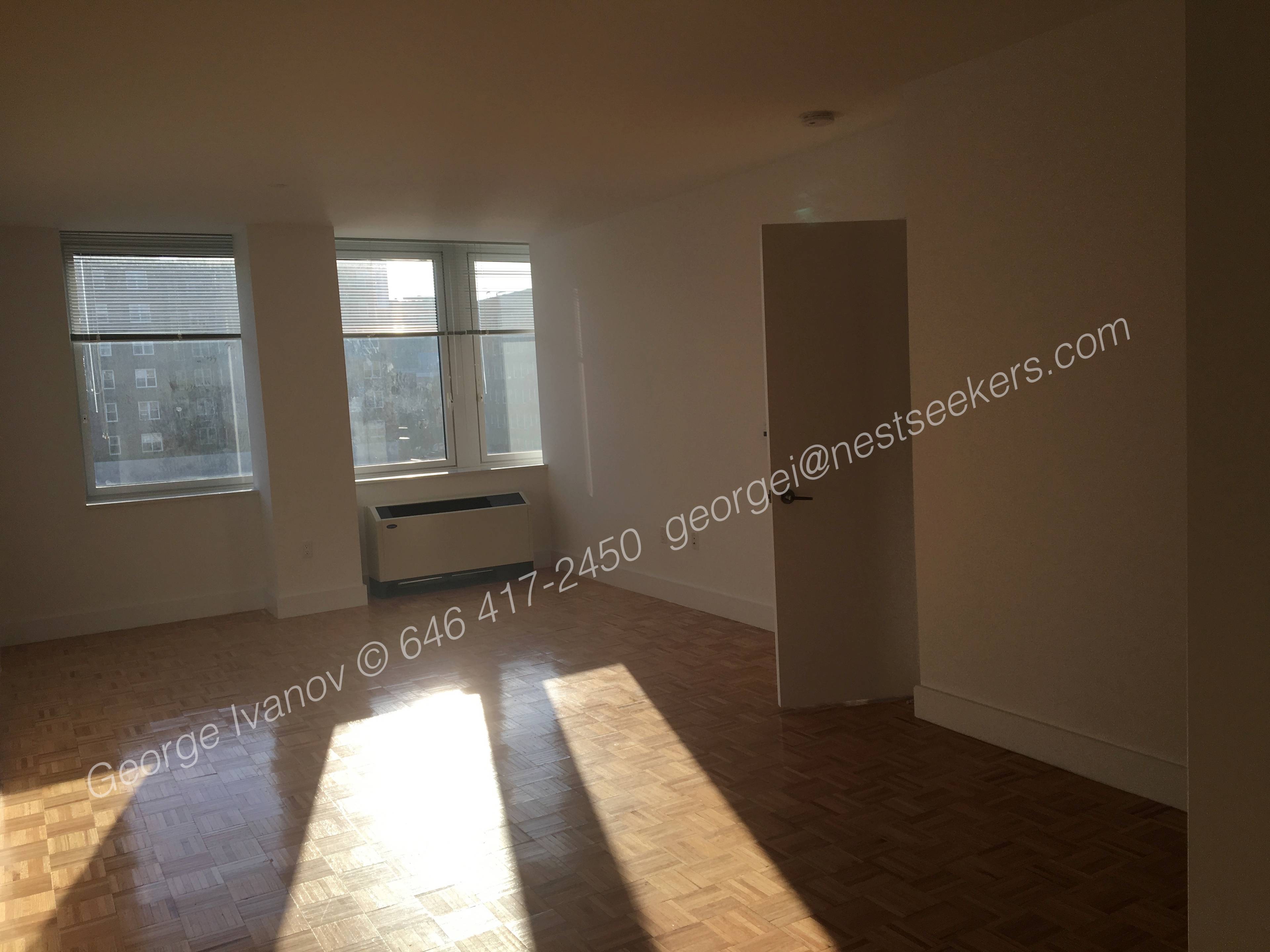 ★★★ ★  ULTRA LUXURY 2Bed ( 1bed + Den )  / 2Bath  Apartments .  Condo Style Finishes .  Washer & Dryer in UNIT.24Hr Doorman, SPECTACULAR AMENETIES. 20 min to MIdtown Manhattan