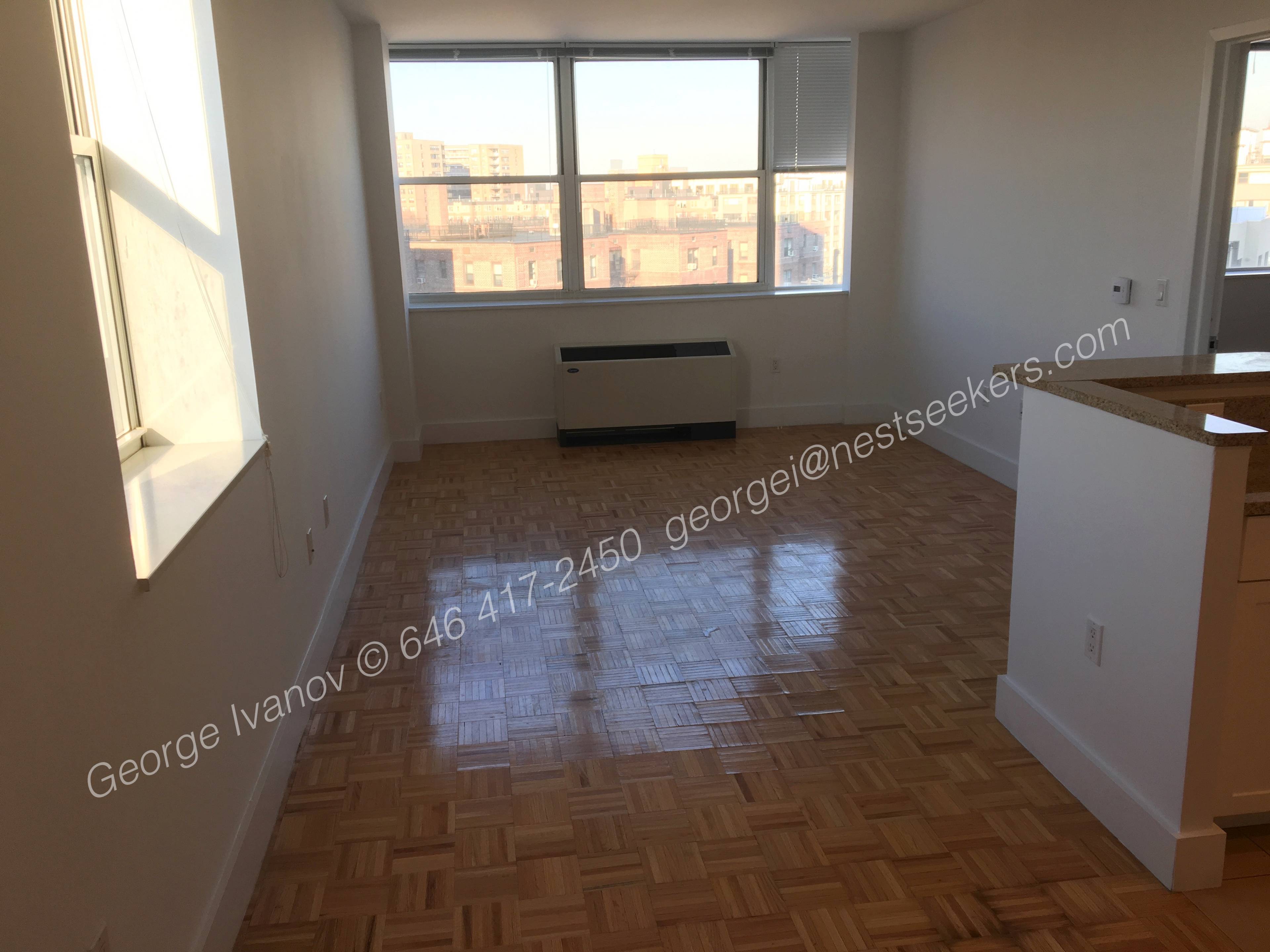 NO FEE- - FREE RENT★★★★  ULTRA LUXURY 1Bed Apartments .  Condo Style Finishes .  Washer & Dryer in UNIT.24Hr Doorman, SPECTACULAR AMENETIES. 5 min to MIdtown Manhattan