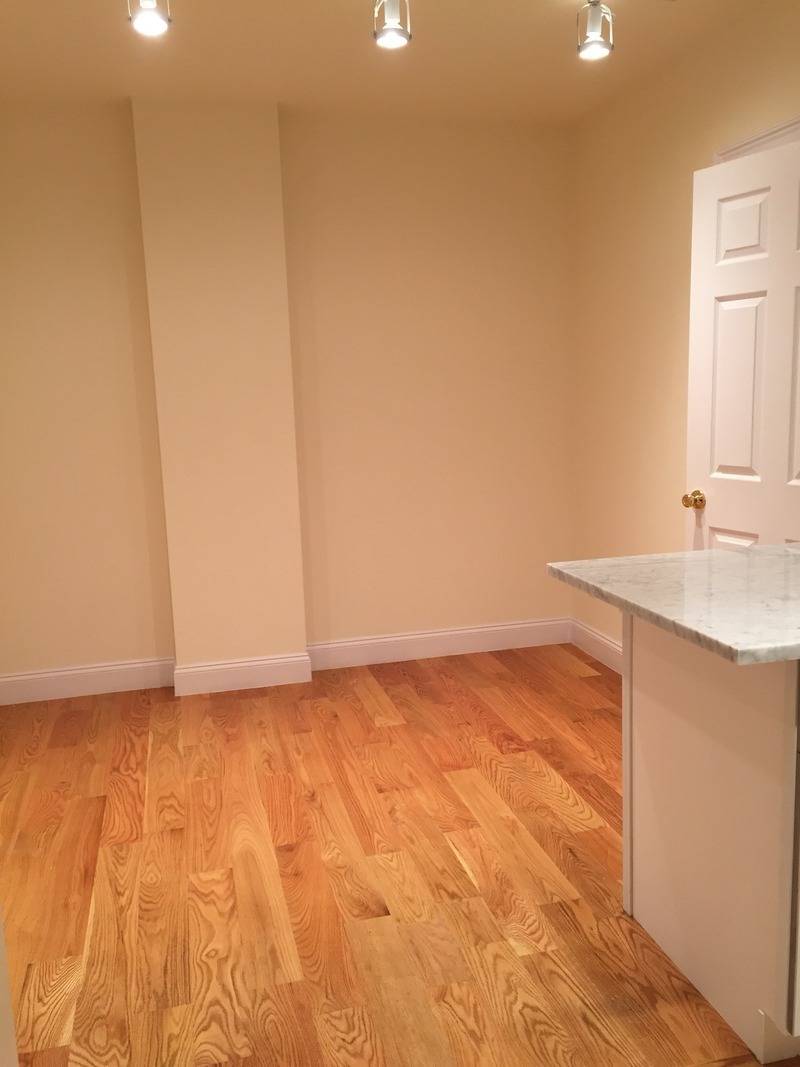 NEWLY RENOVATED 2 BEDROOM 1 BATH..IN WEST VILLAGE..COMMERCE/7thAVE..STEPS TO NYU..PATH TRAIN..NO FEE
