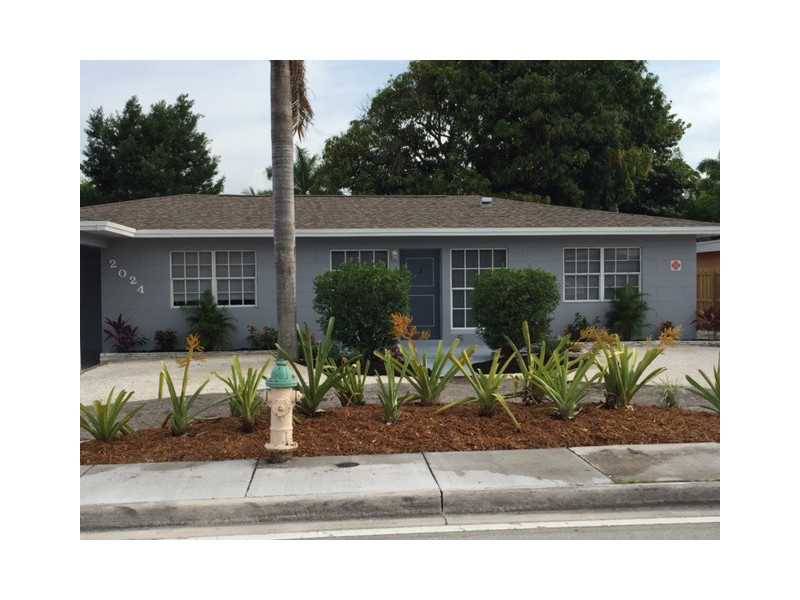 Fully remodeled four-plex in Wilton Manors - Multi-Family Ft. Lauderdale Miami