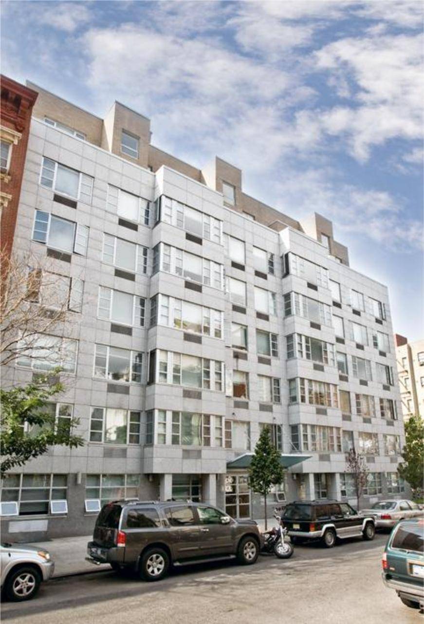 Grab This Great East Village One Bedroom Newer Full Luxury Bldg for Under $3100