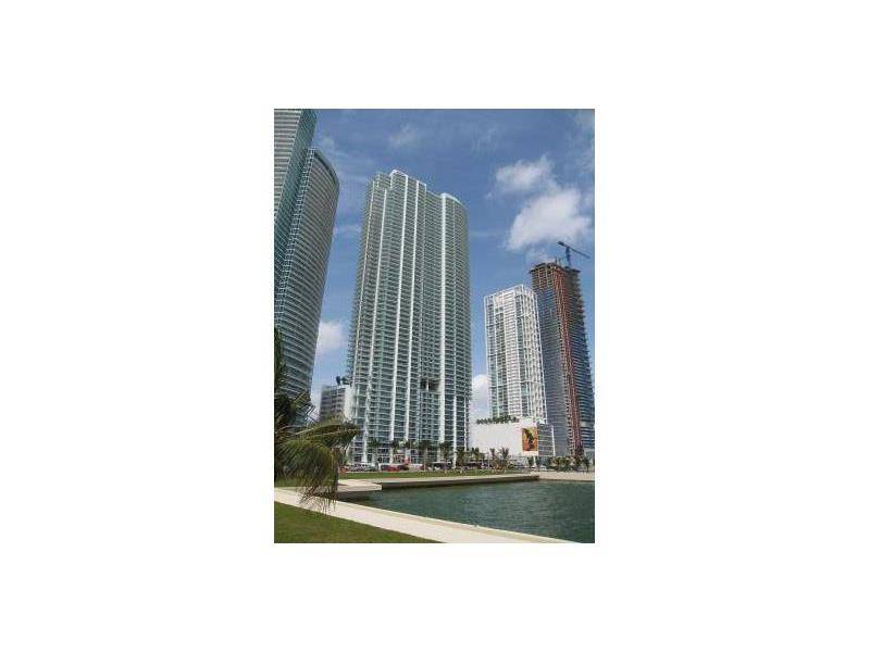 Beautiful apartment fully furnished by TIU - 900 Biscayne Blvd 2 BR Condo Brickell Miami