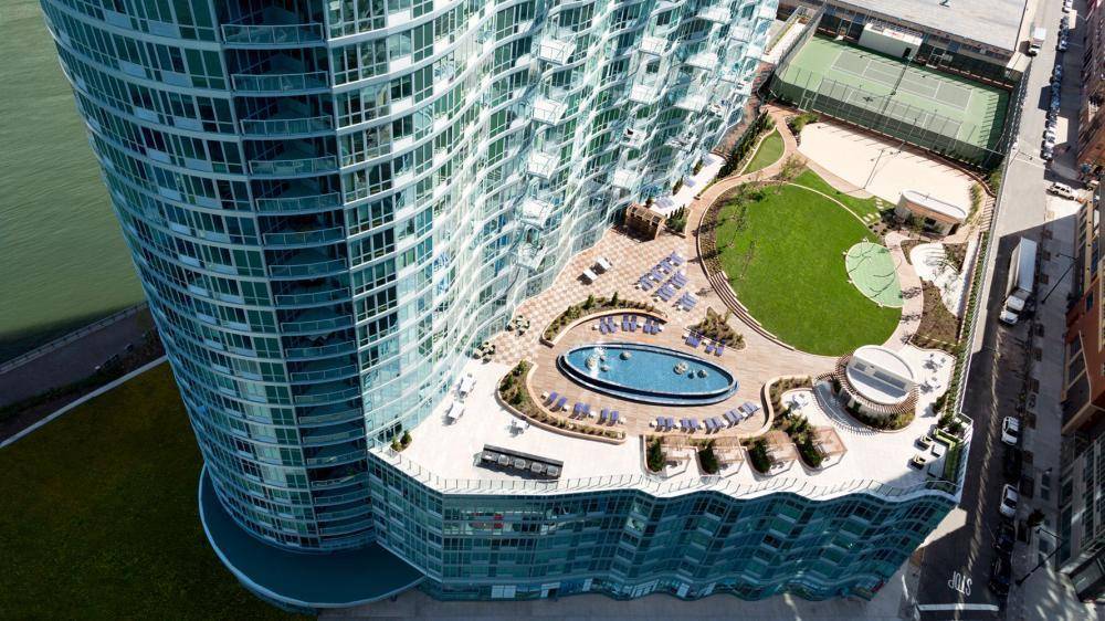 LEASE ASSIGNMENT!!! LONG ISLAND CITY WATERFRONT CONDO STYLE RENTALS!! CALL NOW!!