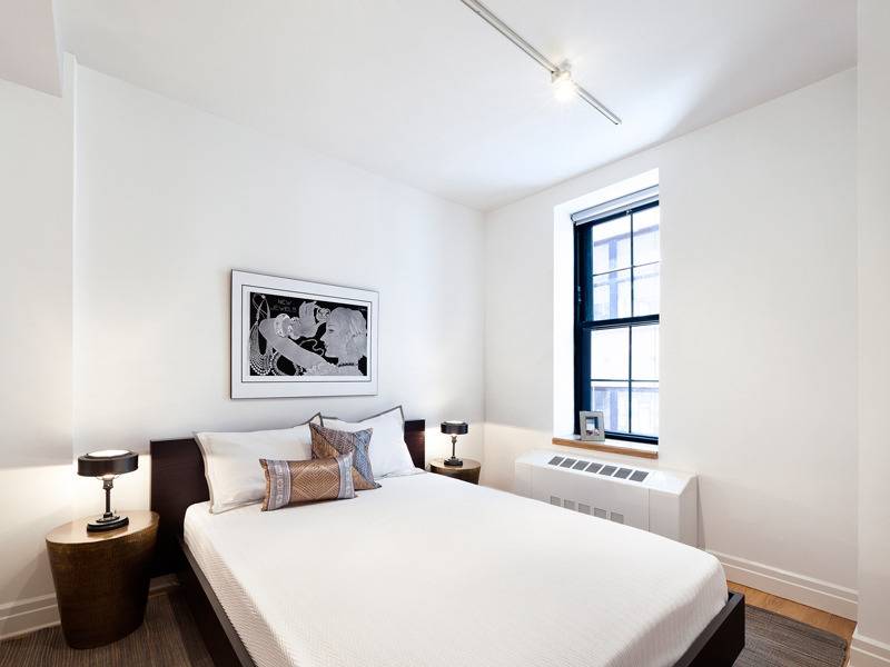 1 Bedroom Loft __ Prime DUMBO __ 4 Blocks to F Train and Ferry - w/Gym, Elevator, Outdoor Sace, and In-Unit Laundry