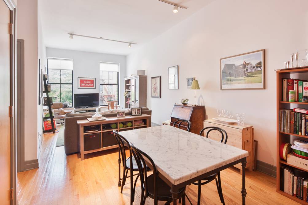 No Broker Fee *** 1 Bed w/Home Office in Stunning Brooklyn Heights - Converted Factory Loft w/In-Unit Laundry and Bike Storage