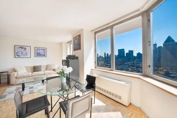 ★★★★★ NO FEE !!! LUXURY MIDTOWN WEST 1 Bed/ 1 Bath Residence  -  FULL SERVICE LUXURY BUILDING - EXEPTIONAL AMENITIES